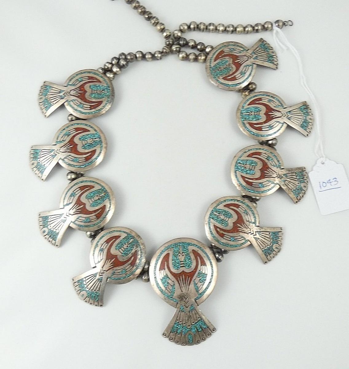 IMPRESSIVE HANDCRAFTED NECKLACE
