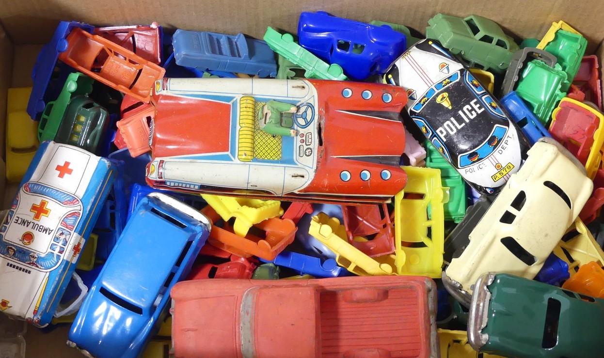 VINTAGE TOY CARS | FINE FURNISHINGS, DECORATIVE ARTS & COLLECTIBLES