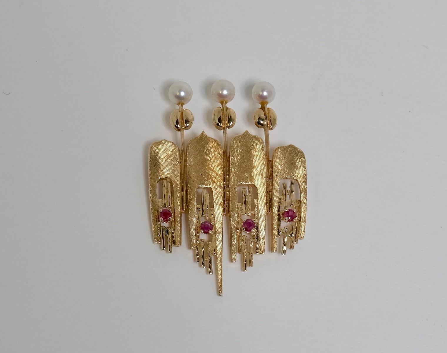 14K GOLD BROOCH | OLD TOWN HALL AUCTION: FINE JEWELLERY, WATCHES ...