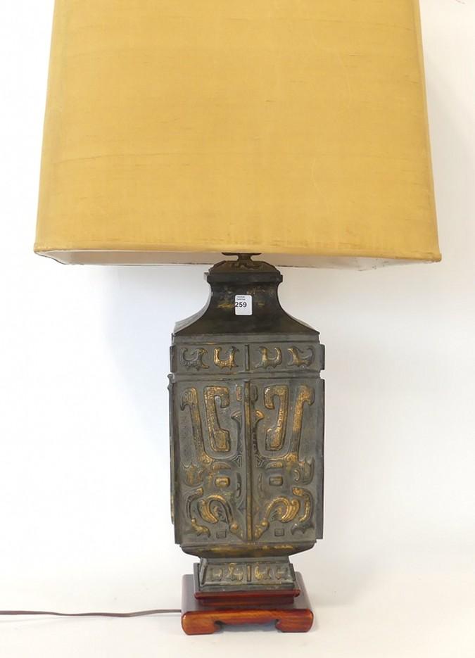 ASIAN BRONZE TABLE LAMP