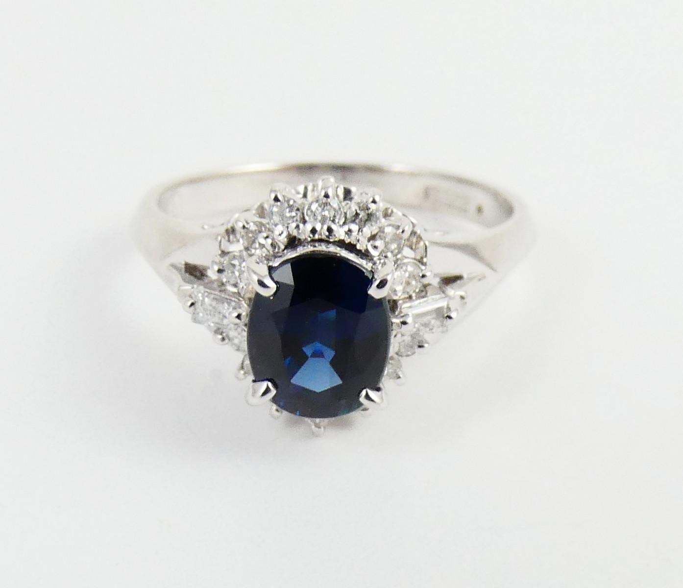 SAPPHIRE & DIAMOND RING | VALUABLE JEWELLERY, GOLD & WATCHES | Online ...