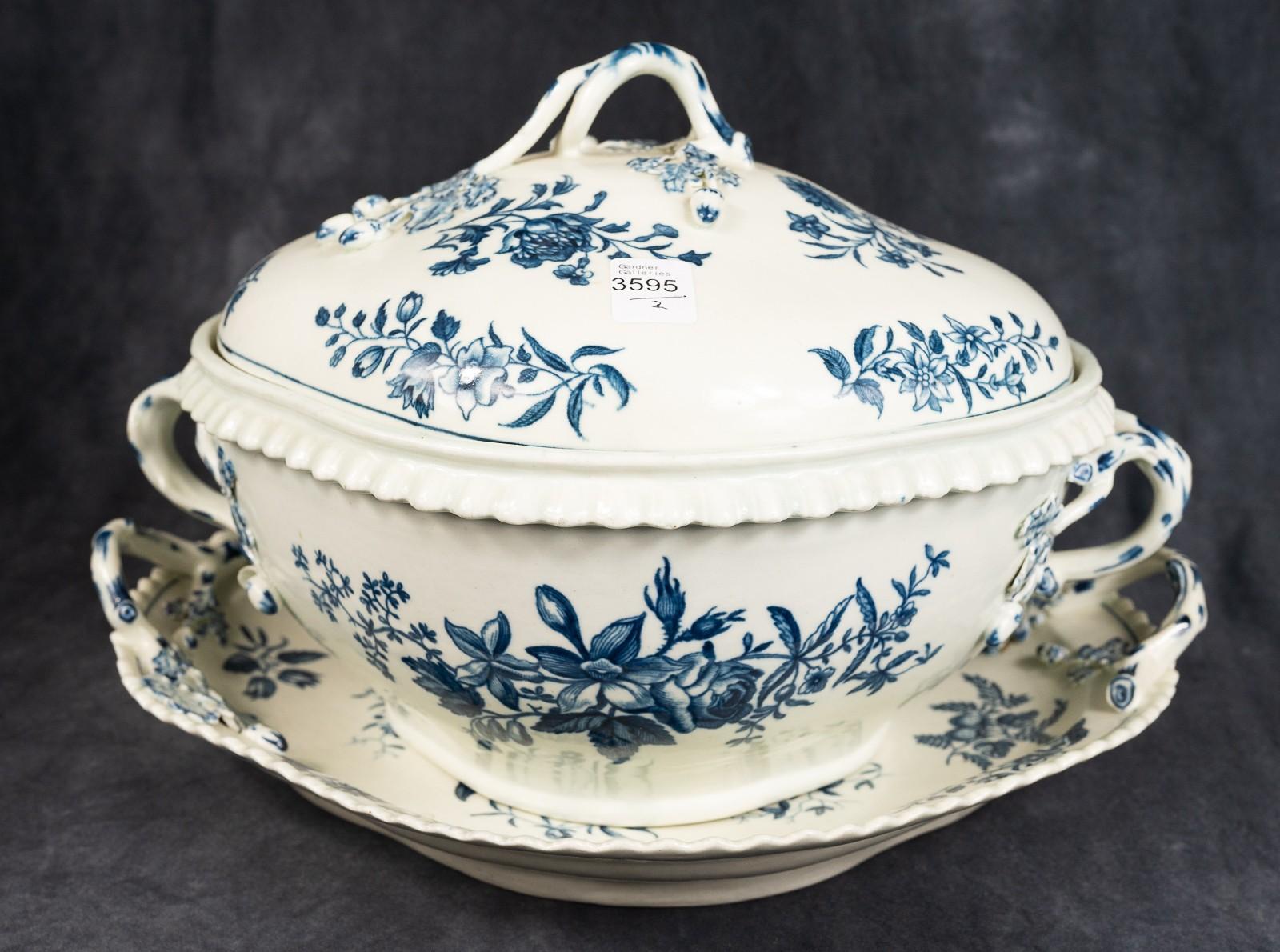 WORCESTER SOUP TUREEN