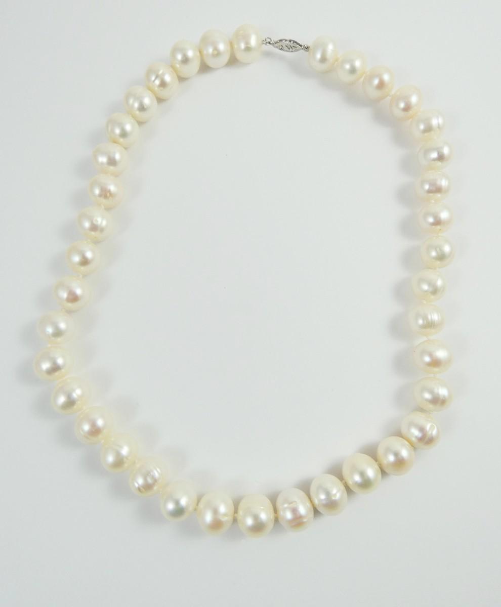 PEARL NECKLACE | DECEMBER JEWELLERY, COINS | Online Auction | Gardner ...