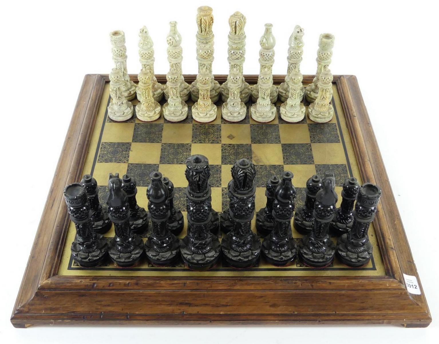 ASIAN STONE CHESS SET | CHESS SETS | Online Auction | Gardner Galleries