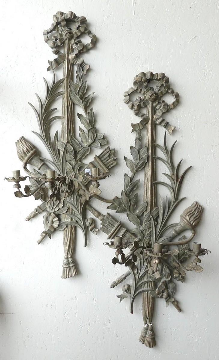 PAIR OF FLORENTINE WALL SCONCES