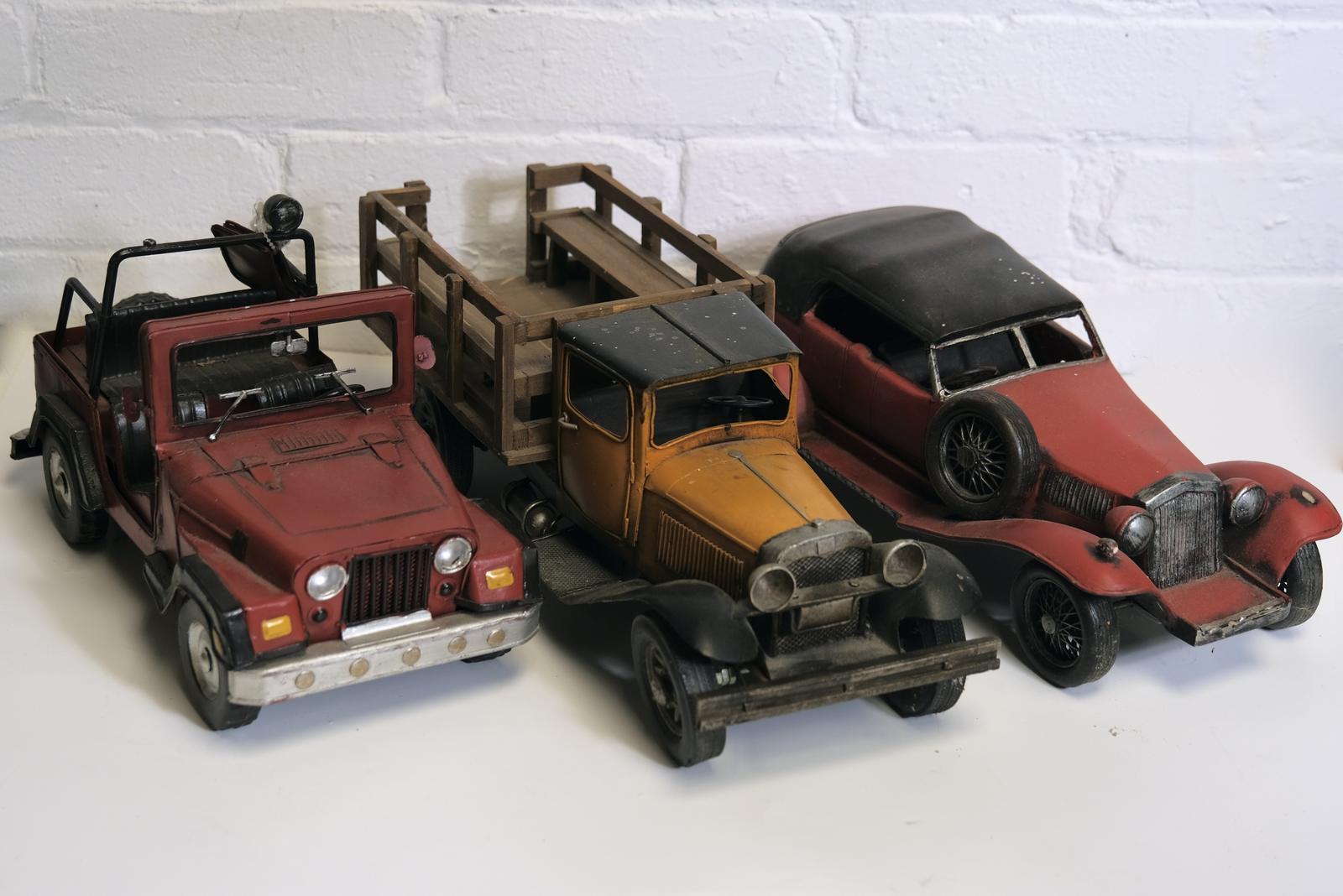 DECORATIVE TRUCK AND CARS