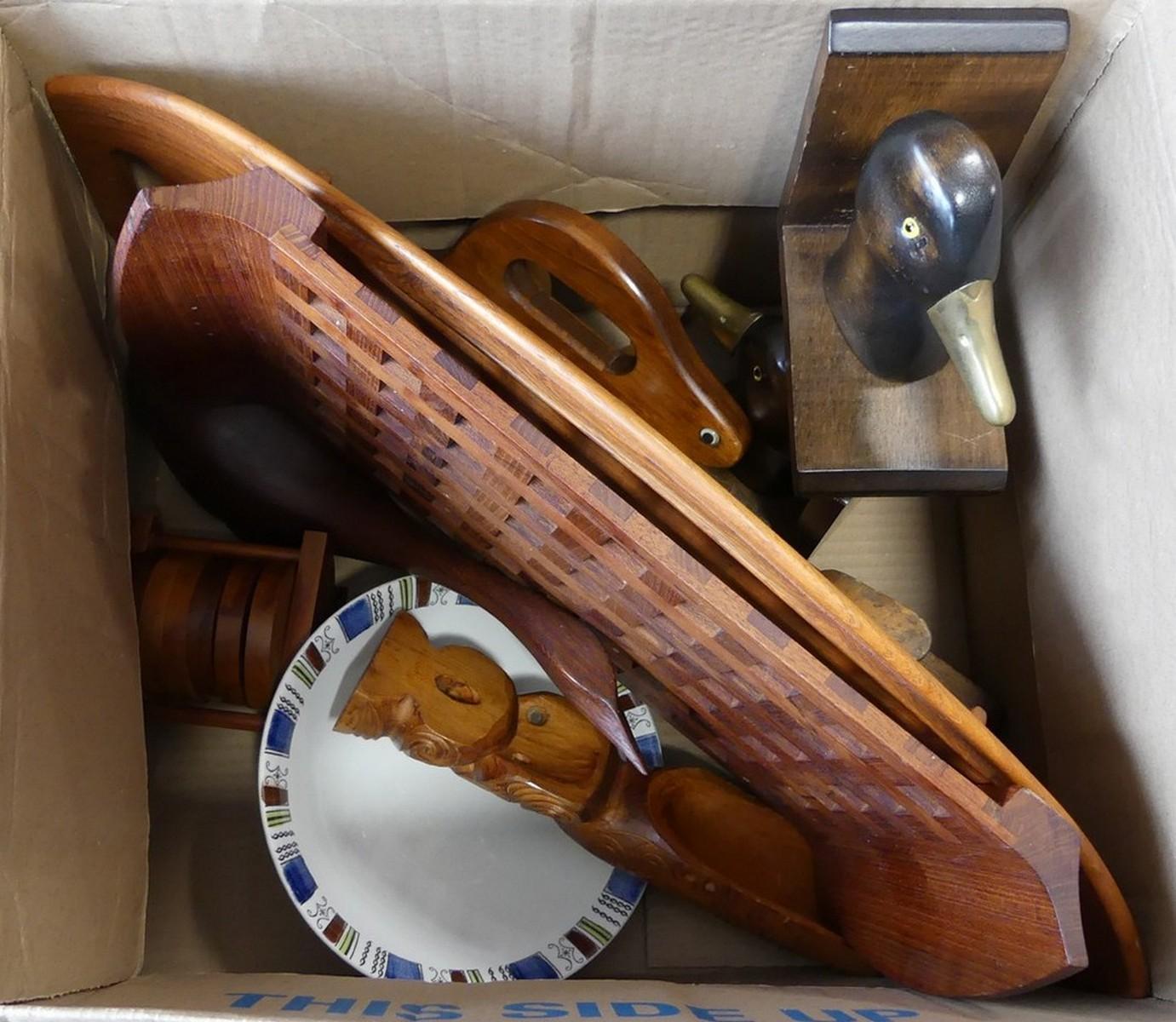 BOX LOT OF WOODEN ITEMS