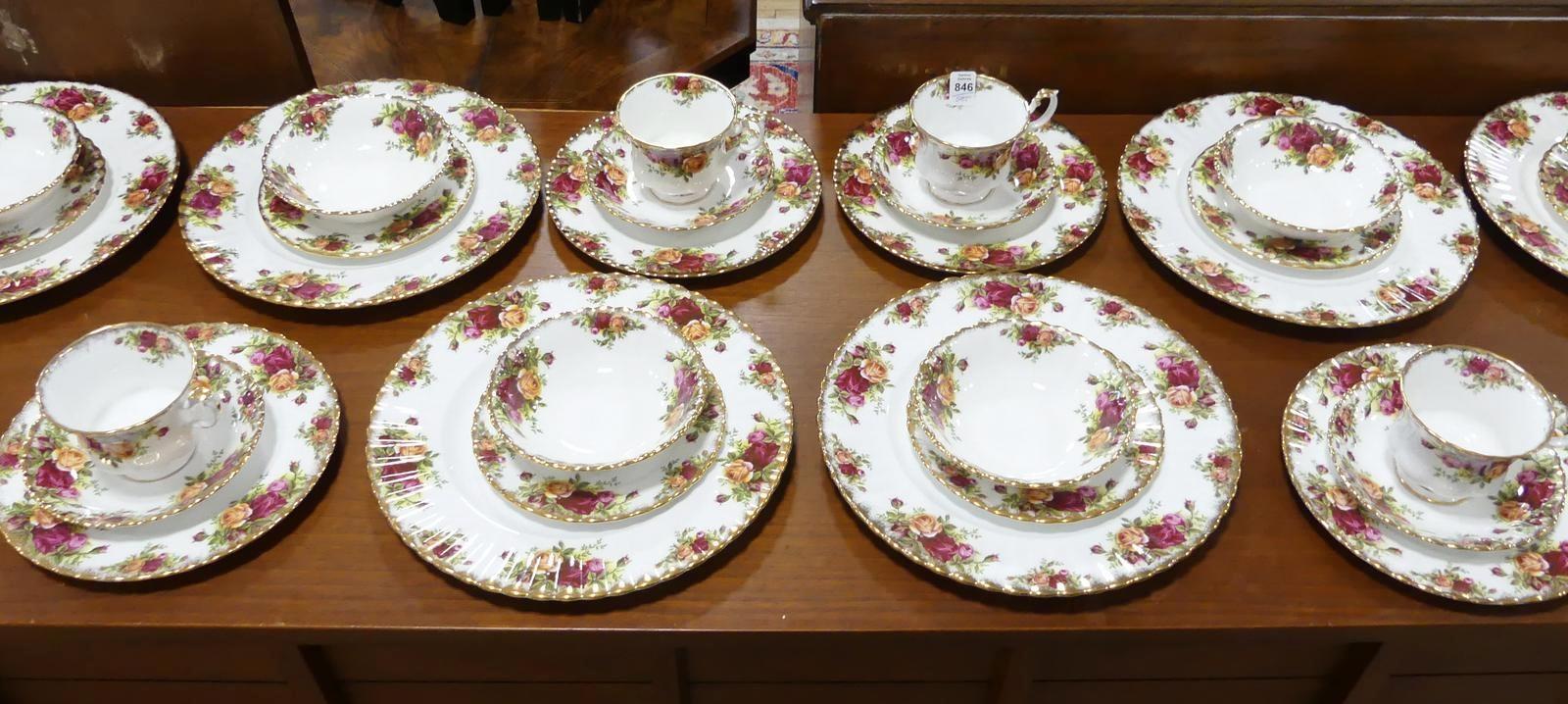 "OLD COUNTRY ROSES" DINNERWARE