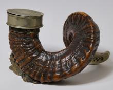 SNUFF HORN