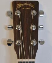 MARTIN GUITAR