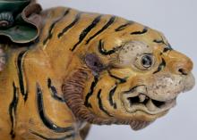 ANTIQUE CHINESE FIGURE