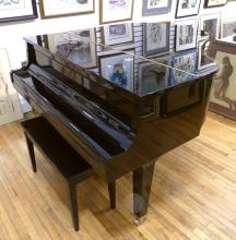 YAMAHA BABY GRAND PIANO