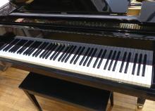 YAMAHA BABY GRAND PIANO