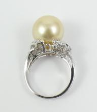 IMPORTANT PEARL & DIAMOND RING