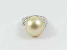 IMPORTANT PEARL & DIAMOND RING