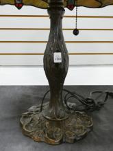 TIFFANY STYLE TABLE LAMP