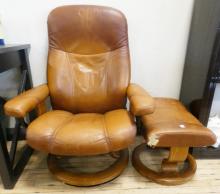 STRESSLESS LEATHER RECLINER AND FOOTSTOOL