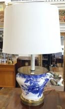 FLOW BLUE TABLE LAMP