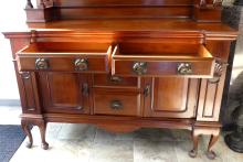 QUEEN ANNE MIRRORED BACK SIDEBOARD