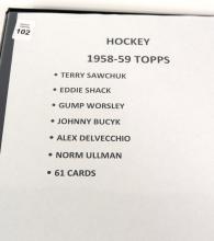 BINDER OF 1958-59 TOPPS HOCKEY CARDS