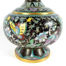 CHINESE CLOISONNE VASE