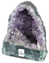 AMETHYST QUARTZ GEODE