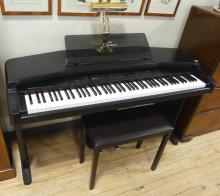 YAMAHA CLAVINOVA