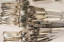 LARGE SET OF COMMUNITY PLATE FLATWARE