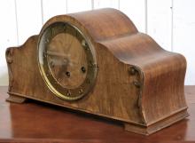 MANTEL CLOCK