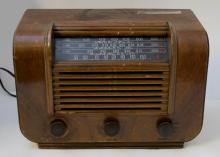 VINTAGE RADIO