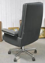 LEATHER DESK CHAIR