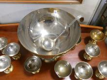 SILVERPLATE PUNCH SET