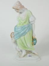 HEREND PORCELAIN FIGURINE