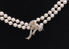 FINE PEARL NECKLACE