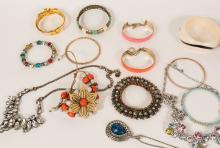 VINTAGE FASHION JEWELLERY