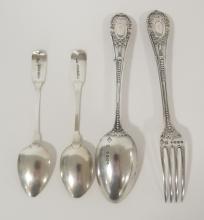 FIVE PIECES OF STERLING CUTLERY