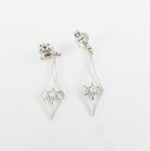 DIAMOND EARRINGS