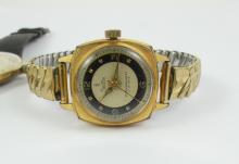 2 MID-20TH CENTURY WRISTWATCHES