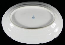 EARLY GERMAN PORCELAIN DISH