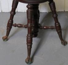 PIANO STOOL