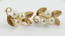 PEARL NECKLACE & EARRINGS