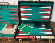 BACKGAMMON SET