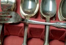 FLATWARE