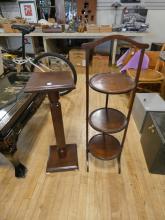 PEDESTAL AND CURETTE STAND