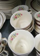WOODS DINNER SET