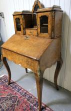 VICTORIAN DESK