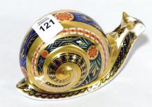 ROYAL CROWN DERBY "GARDEN SNAIL" PAPERWEIGHT