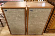 PAIR OF SANSUI SPEAKERS