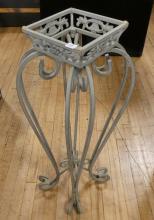 WROUGHT IRON PLANT STAND