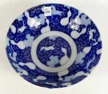 ANTIQUE CHINESE PORCELAIN BOWL